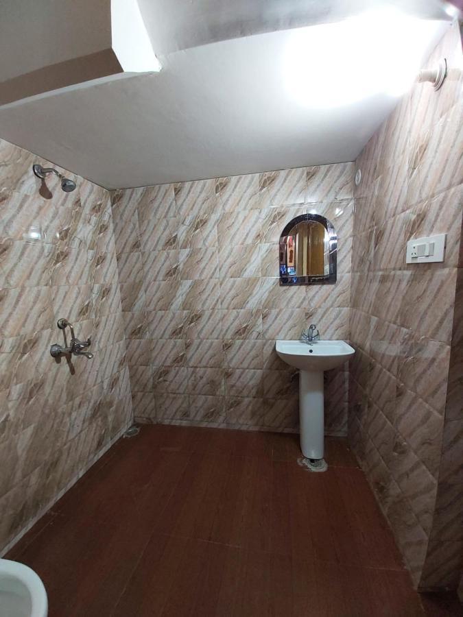 Goroomgo You And Me Nainital Εξωτερικό φωτογραφία