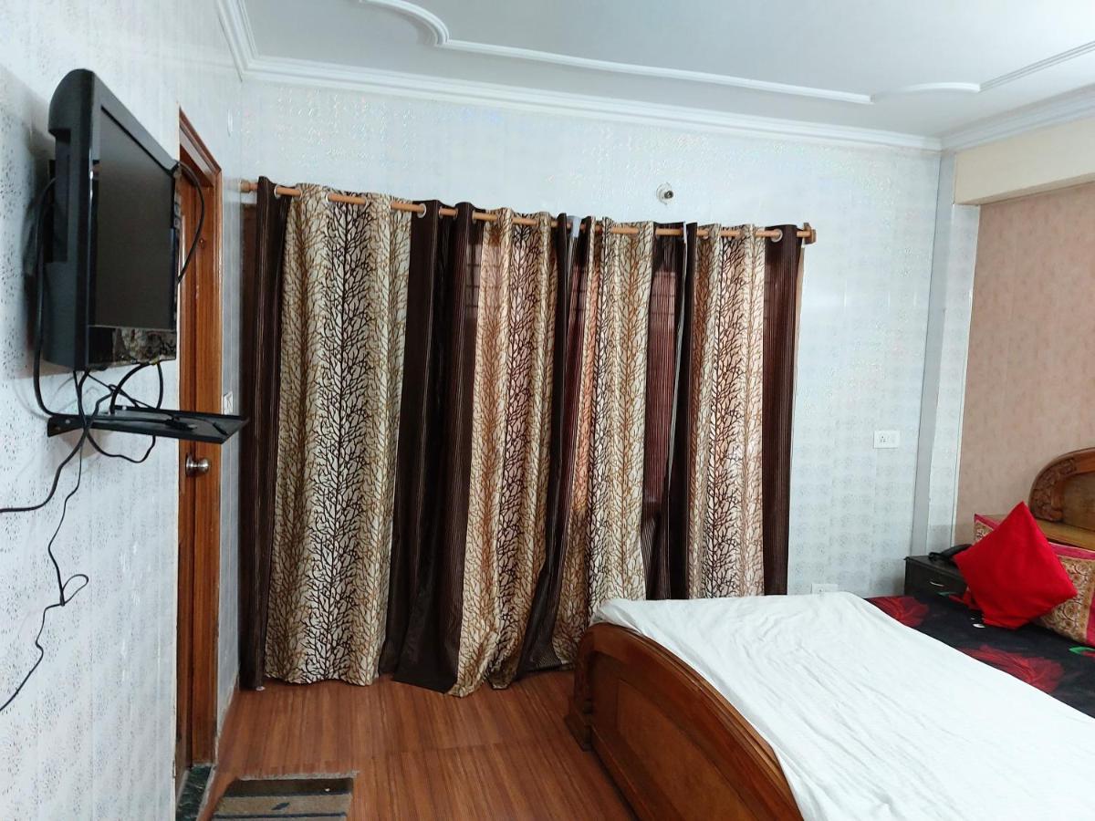 Goroomgo You And Me Nainital Εξωτερικό φωτογραφία